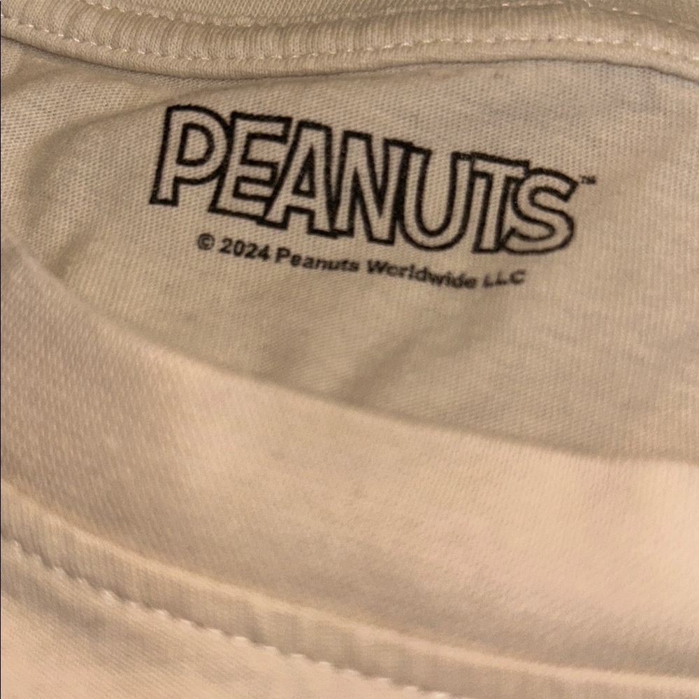 Snoopy Tennis Crop Top Baby Tee Cream Beige Shirt Peanuts 100% cotton - Picture 3 of 4